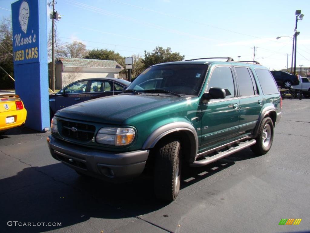 2000 Explorer XLT 4x4 - Tropic Green Metallic / Dark Graphite photo #30