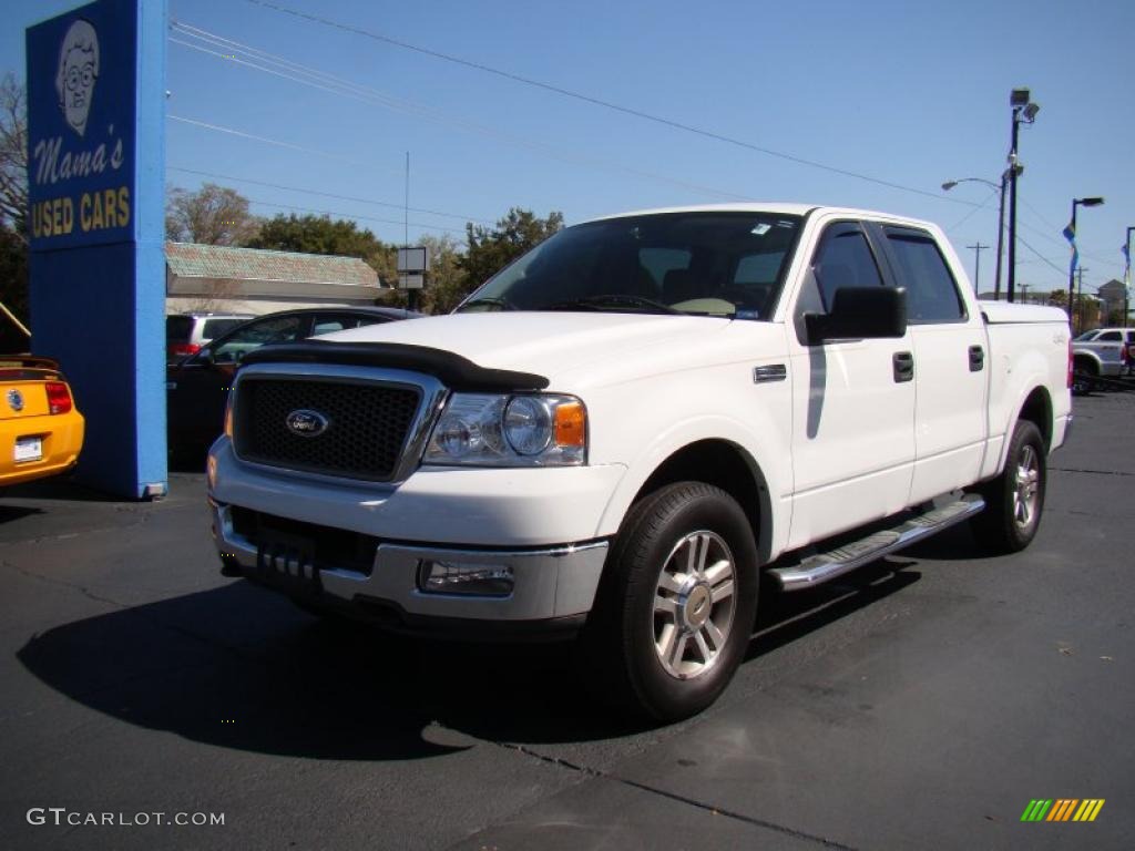 2005 F150 Lariat SuperCrew 4x4 - Oxford White / Tan photo #4