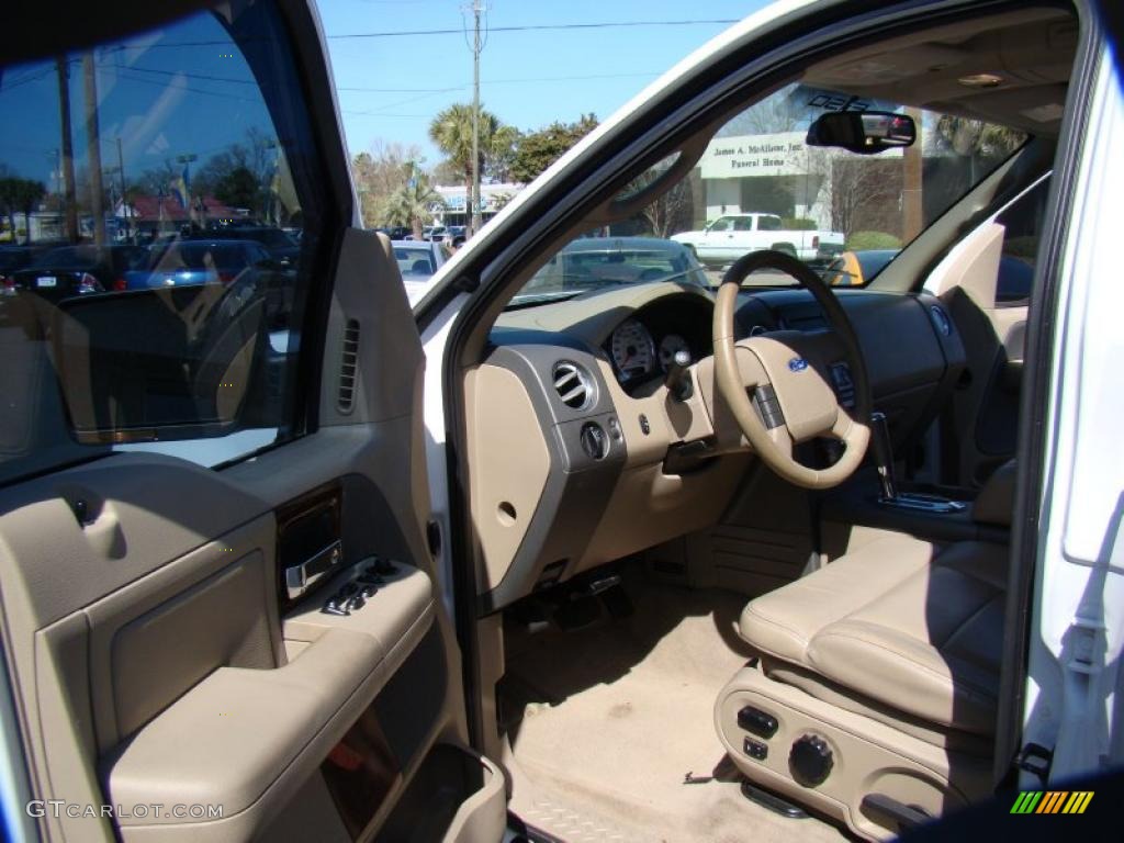 2005 F150 Lariat SuperCrew 4x4 - Oxford White / Tan photo #9