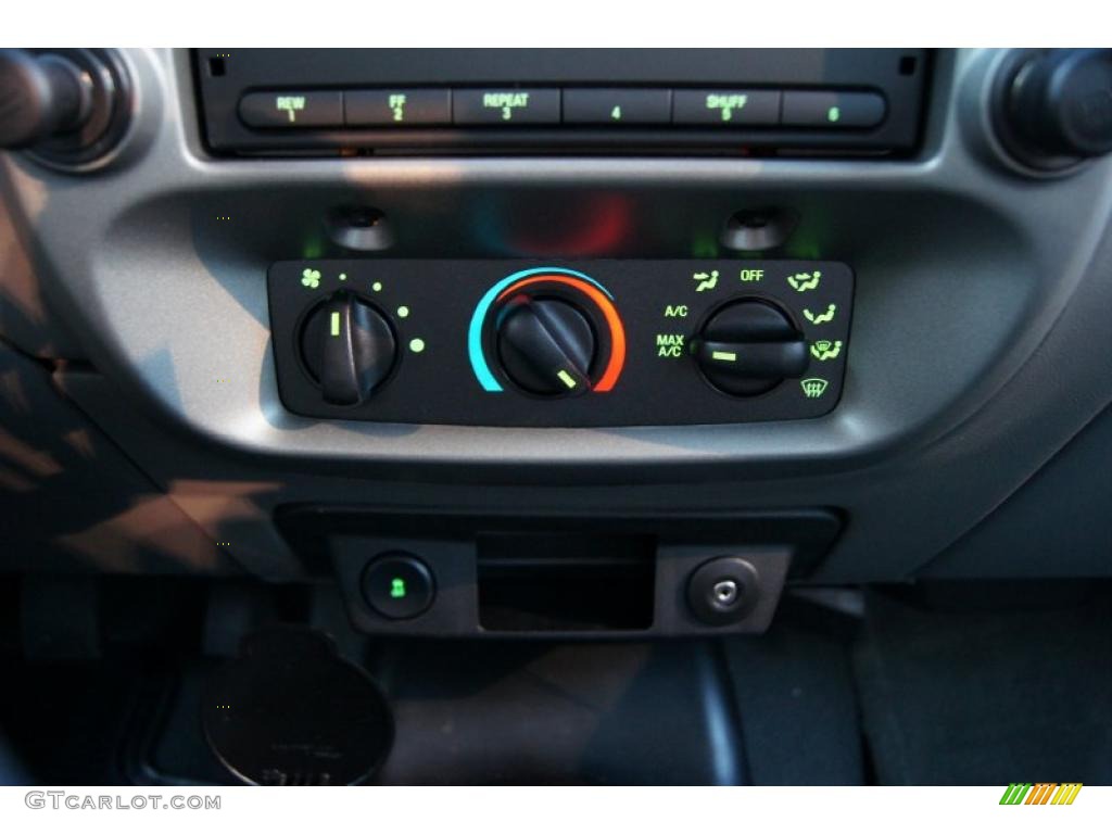 2011 Ford Ranger XLT SuperCab Controls Photo #46430892
