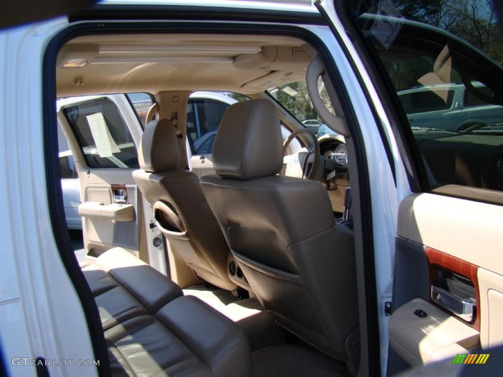2005 F150 Lariat SuperCrew 4x4 - Oxford White / Tan photo #16
