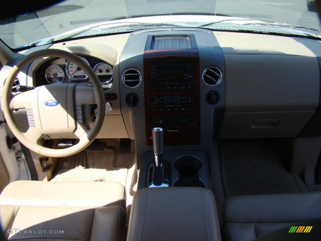 2005 F150 Lariat SuperCrew 4x4 - Oxford White / Tan photo #17
