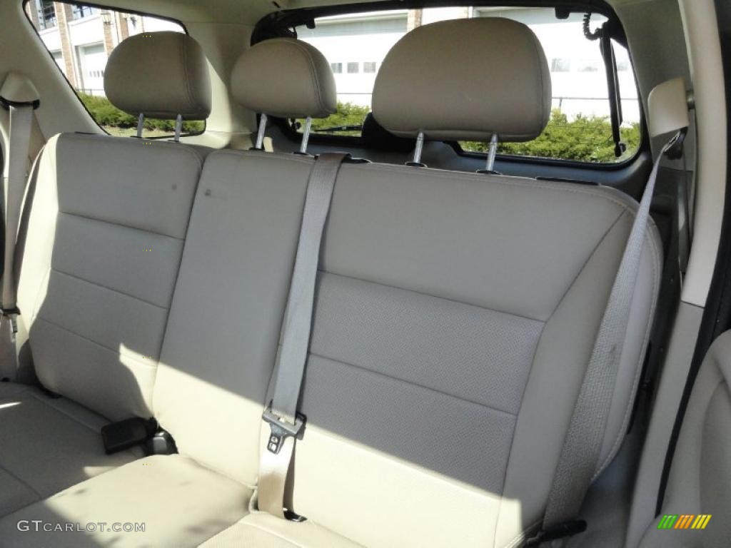 Medium/Dark Pebble Interior 2006 Ford Escape Limited 4WD Photo #46431810