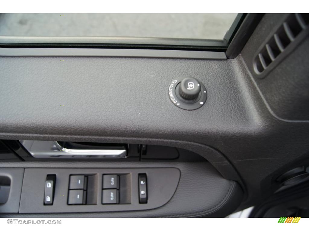 2011 Ford F150 Harley-Davidson SuperCrew 4x4 Controls Photo #46431957