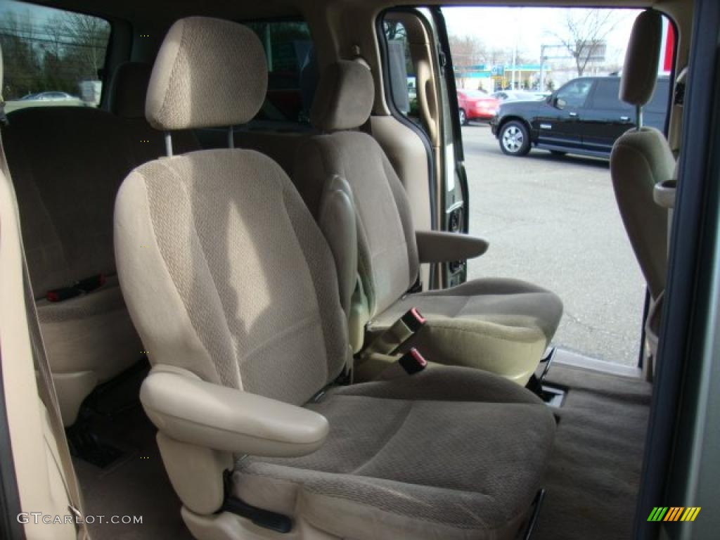Medium Parchment Interior 2003 Ford Windstar SE Photo #46432542