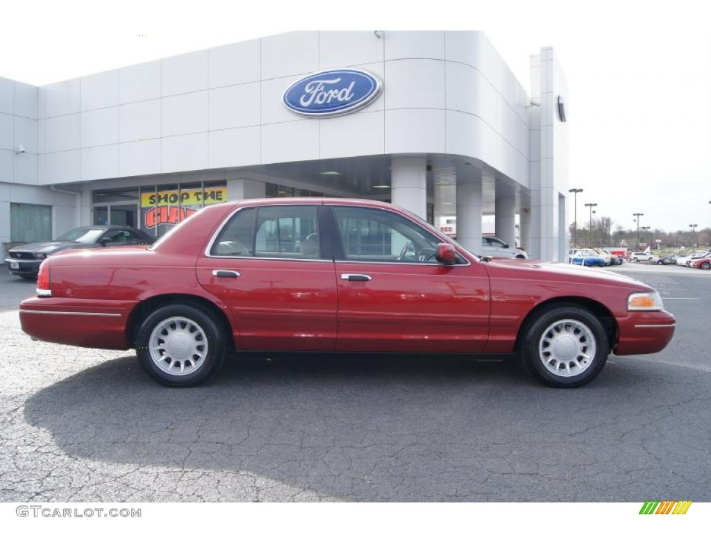 Toreador Red Metallic 2001 Ford Crown Victoria LX Exterior Photo #46432878