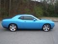B5 Blue Pearlcoat - Challenger SRT8 Photo No. 2