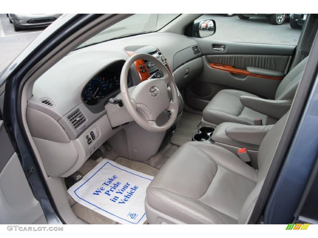Stone Interior 2008 Toyota Sienna XLE Photo #46434189