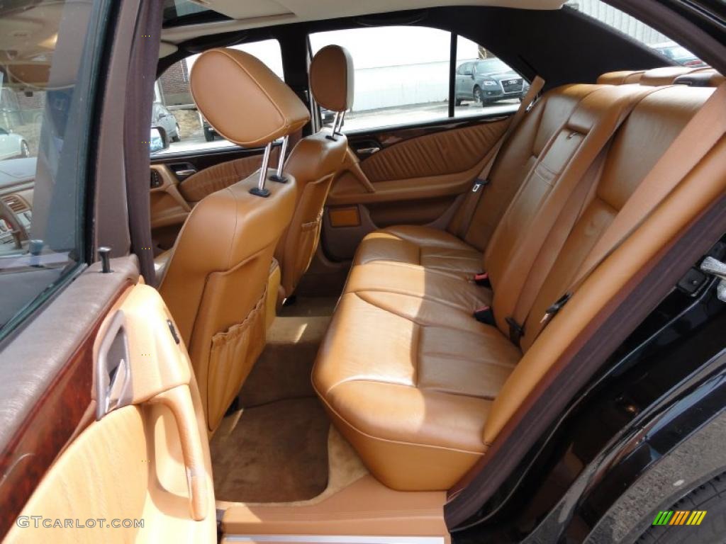 Palamino Interior 1996 Mercedes-Benz E 320 Sedan Photo #46434192