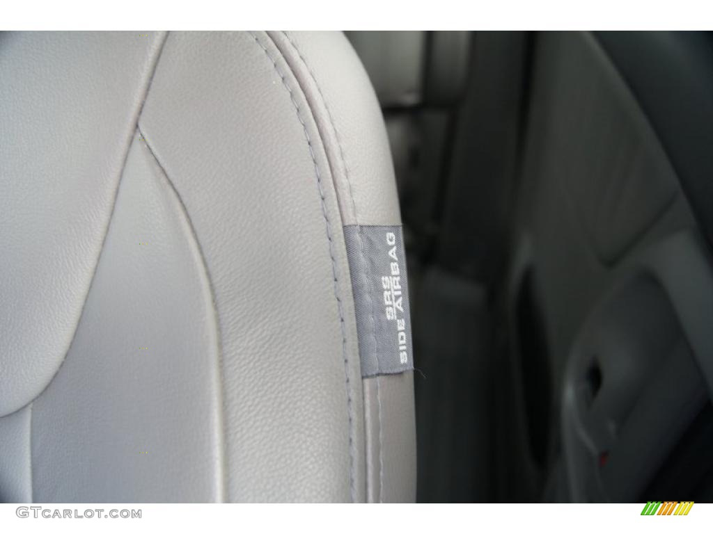 Stone Interior 2008 Toyota Sienna XLE Photo #46434393