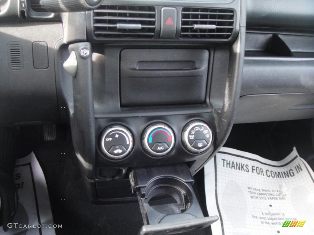 2004 CR-V LX 4WD - Satin Silver Metallic / Black photo #12