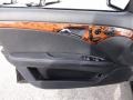Black - E 320 Sedan Photo No. 14