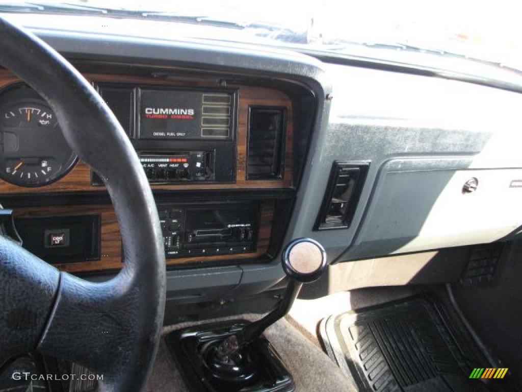1993 Ram Truck D250 Regular Cab - White / Gray photo #14
