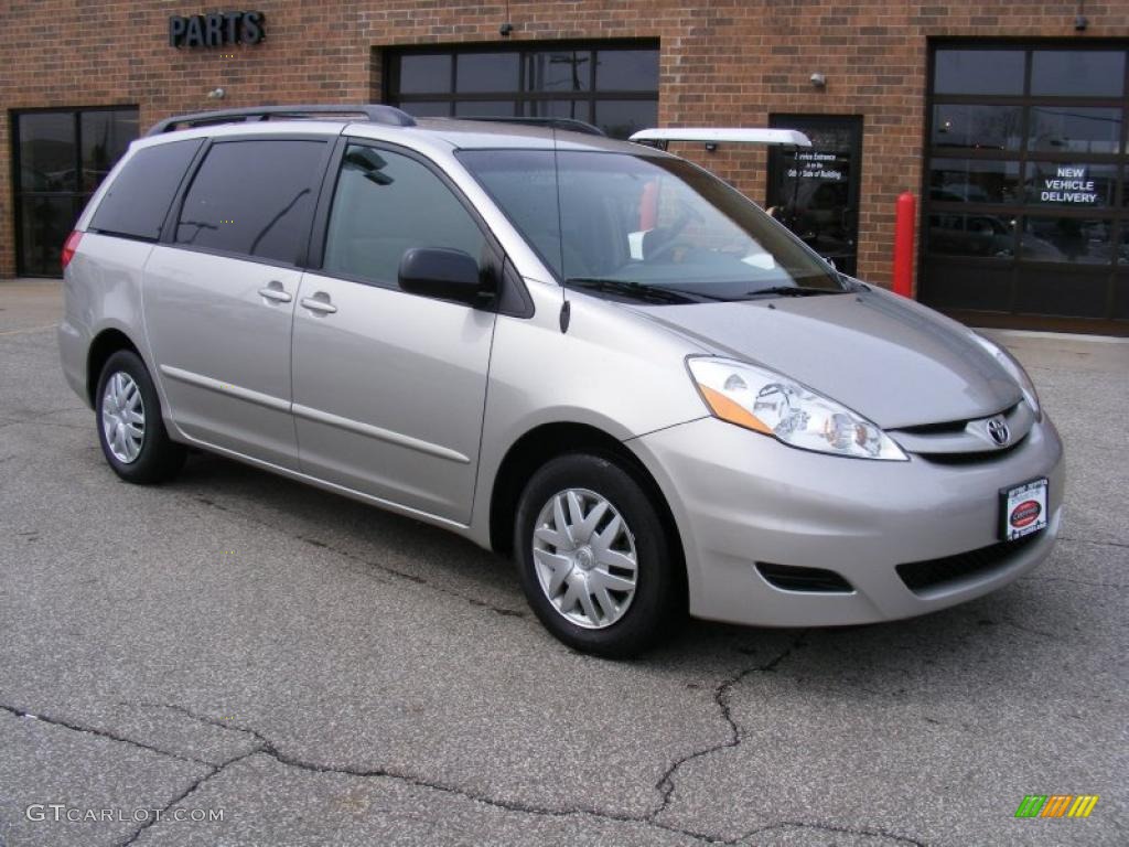 Silver Shadow Pearl 2008 Toyota Sienna LE Exterior Photo #46438359