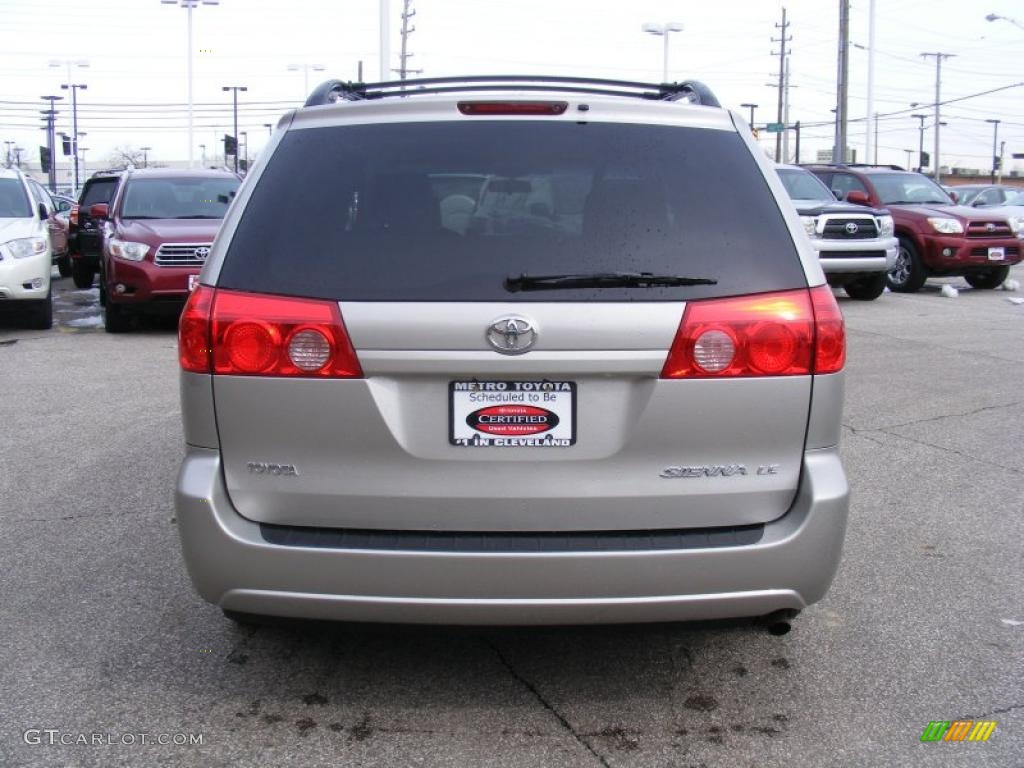 Silver Shadow Pearl 2008 Toyota Sienna LE Exterior Photo #46438437
