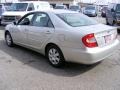 Lunar Mist Metallic - Camry LE Photo No. 5