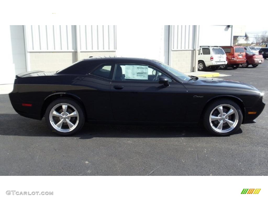 2011 Challenger R/T Classic - Brilliant Black Crystal Pearl / Dark Slate Gray photo #8