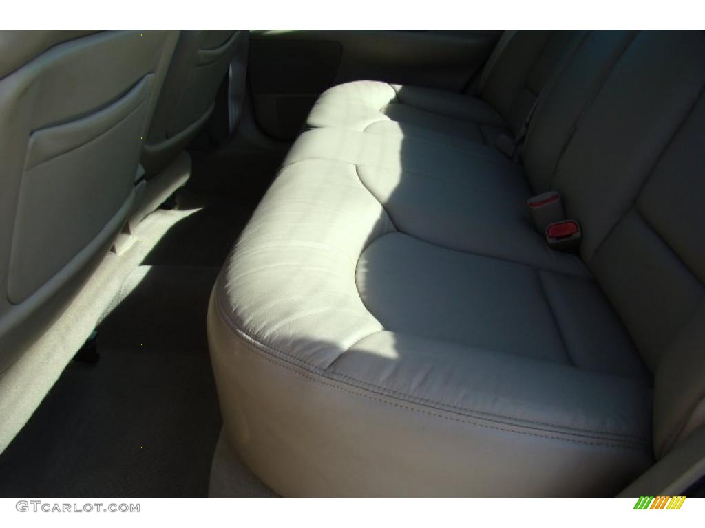 2002 Continental  - Black / Light Parchment photo #34