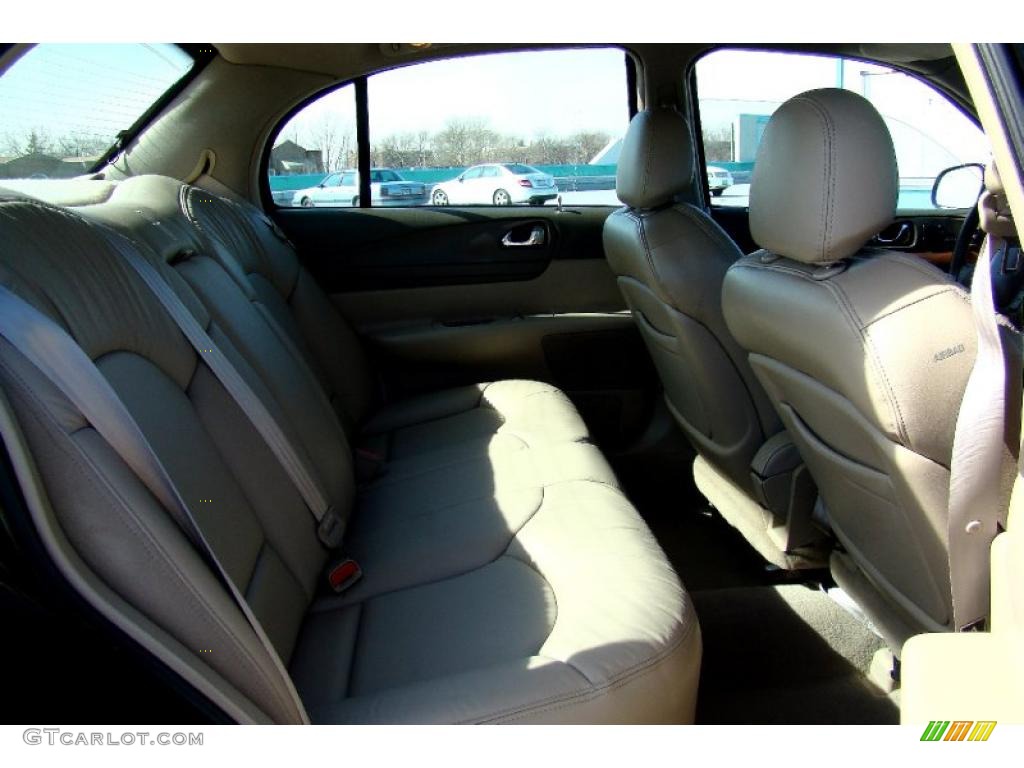 2002 Continental  - Black / Light Parchment photo #38