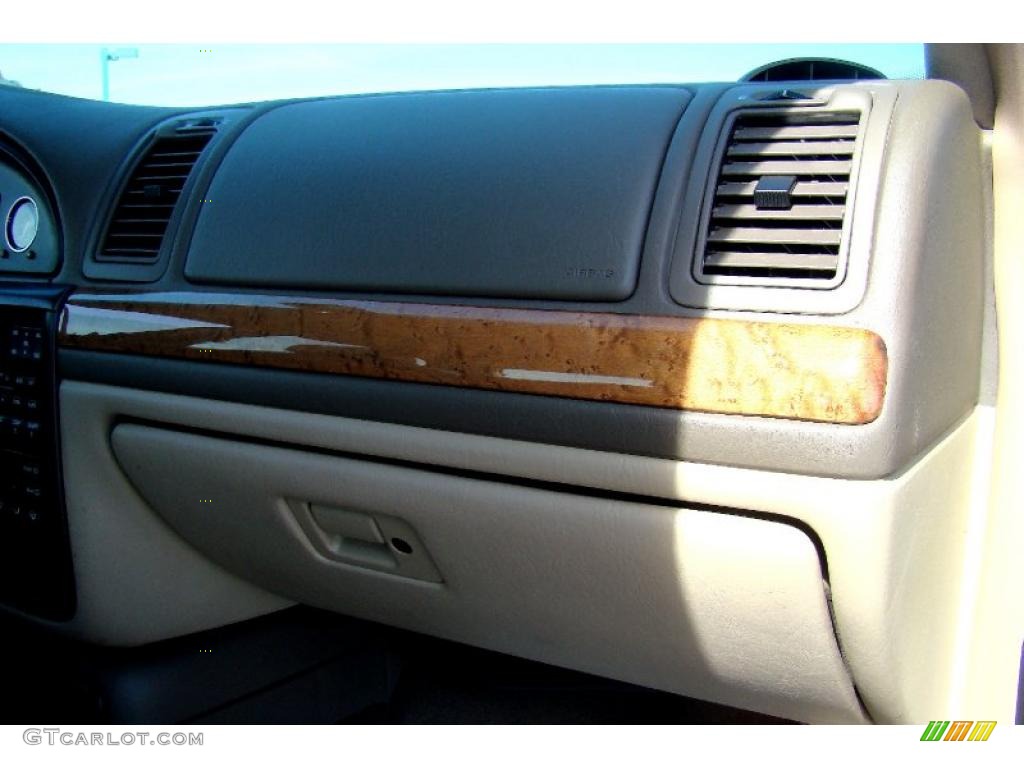 2002 Continental  - Black / Light Parchment photo #47