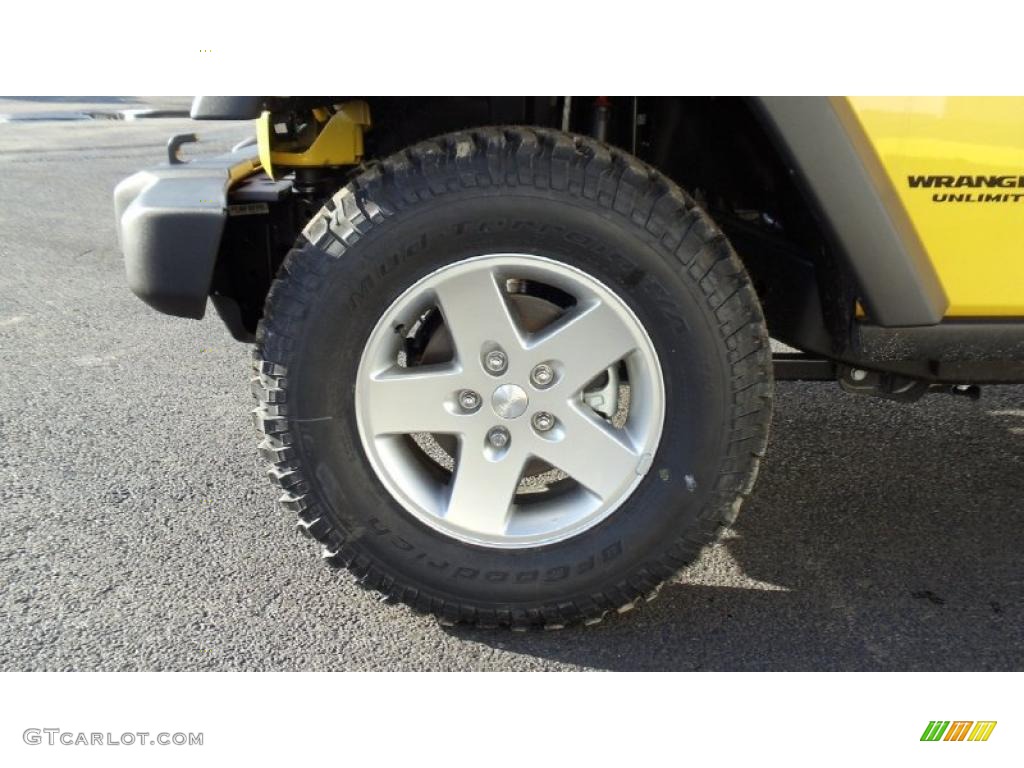 2011 Jeep Wrangler Unlimited Rubicon 4x4 Wheel Photo #46440372