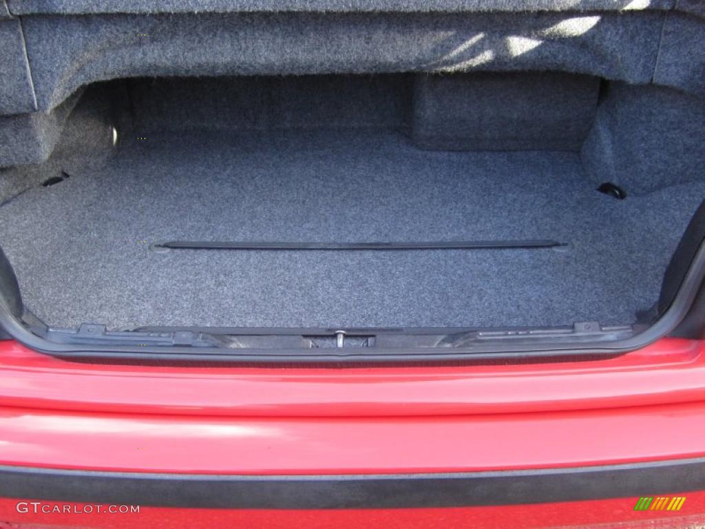 1998 BMW 3 Series 328i Convertible Trunk Photo #46443852