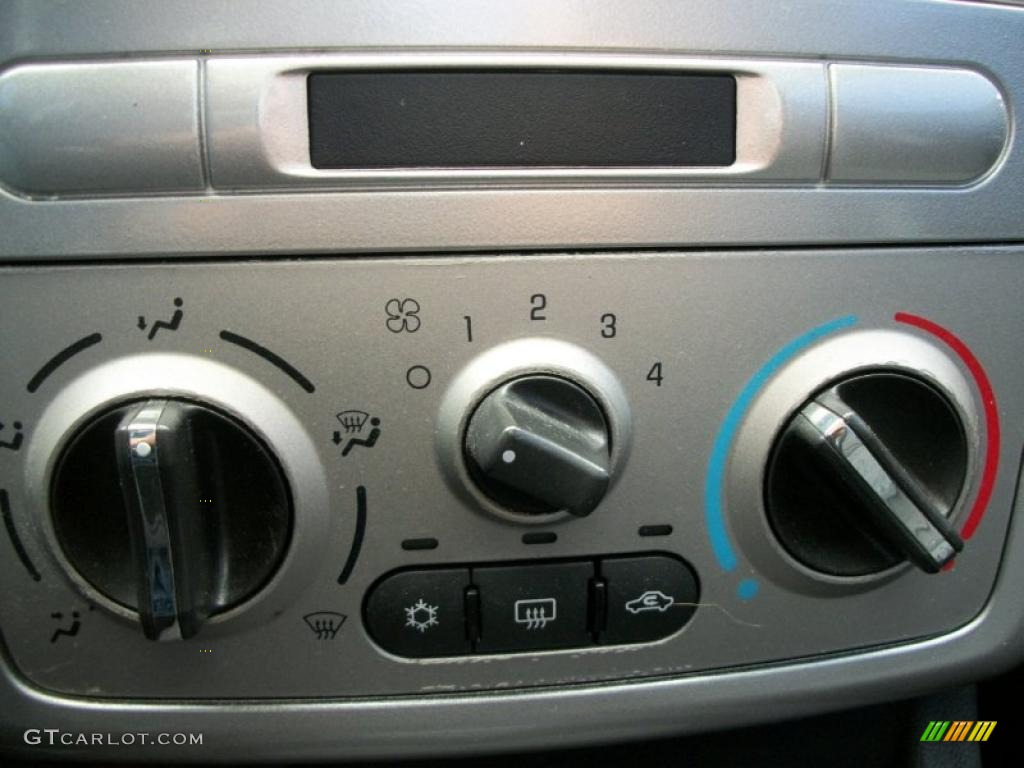 2006 Chevrolet Cobalt SS Supercharged Coupe Controls Photo #46444464