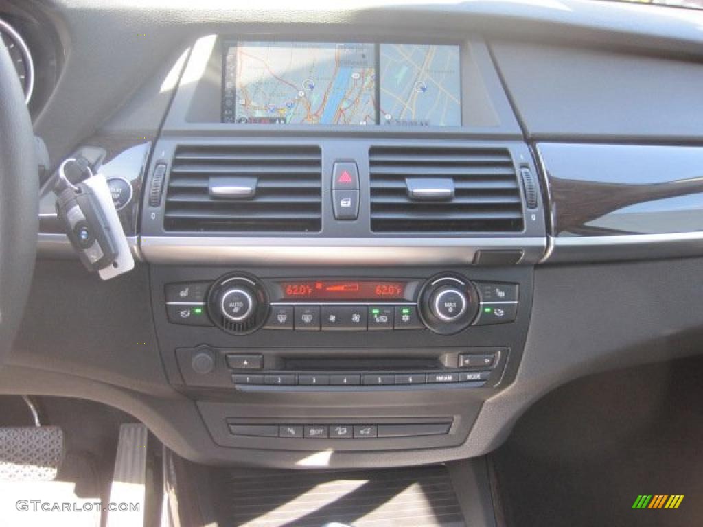 2011 BMW X5 xDrive 50i Controls Photo #46444485