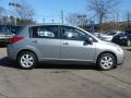 Magnetic Gray - Versa 1.8 SL Hatchback Photo No. 4