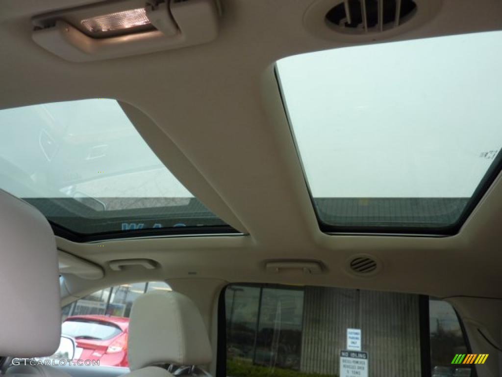 2010 Lincoln MKT AWD EcoBoost Sunroof Photo #46446387