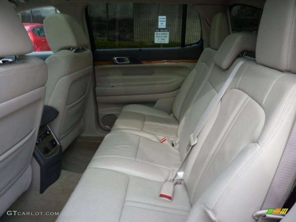 Light Stone Interior 2010 Lincoln MKT AWD EcoBoost Photo #46446399