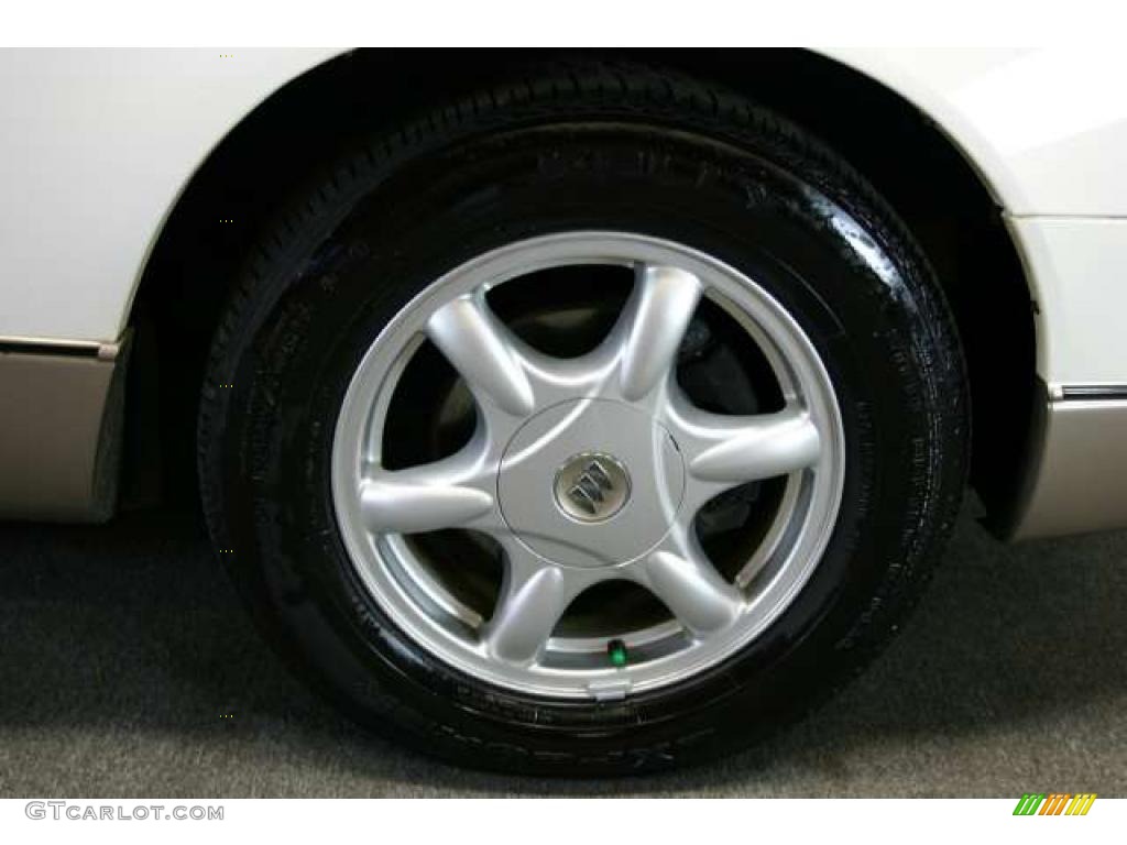 2002 Buick Regal GS Wheel Photo #46446432