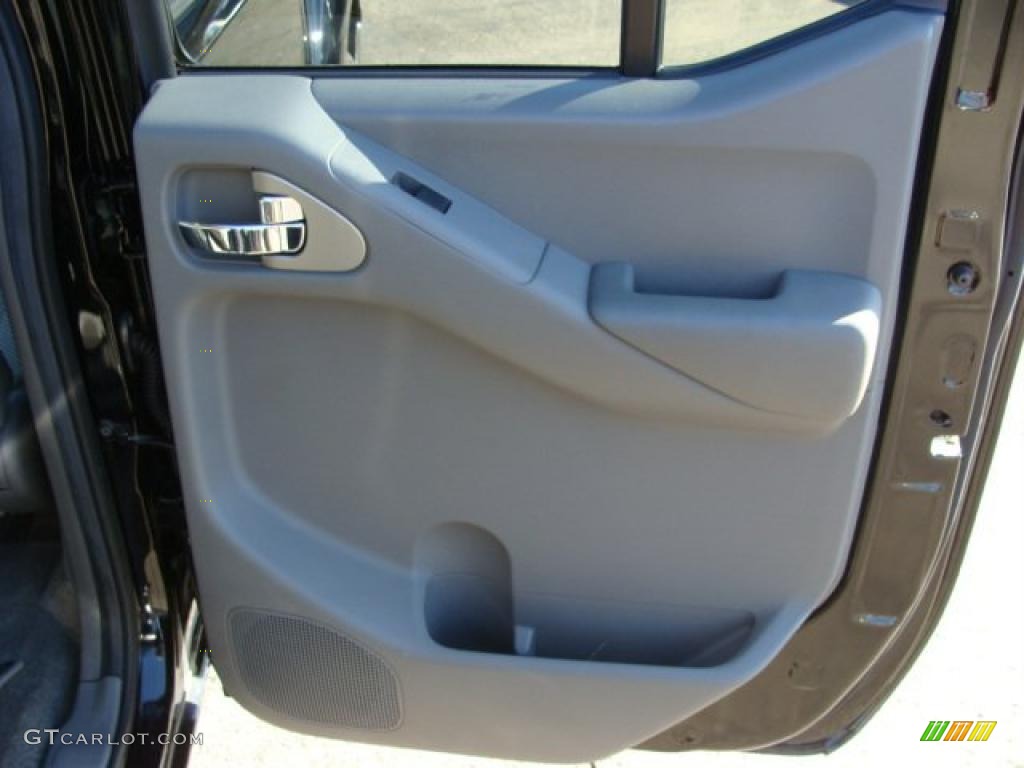 2009 Nissan Frontier SE Crew Cab 4x4 Steel Door Panel Photo #46447302