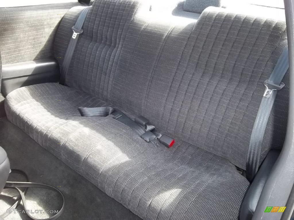 Graphite Gray Interior 1996 Pontiac Grand Prix SE Coupe Photo #46447356