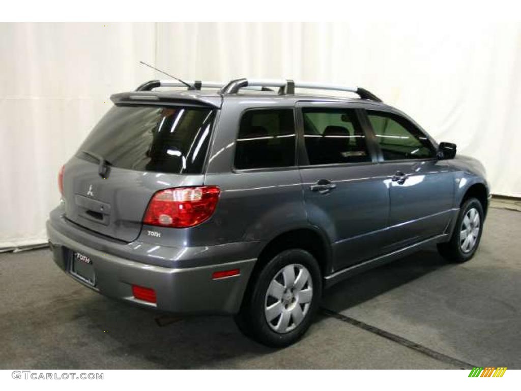 2005 Outlander LS - Graphite Gray / Charcoal photo #3