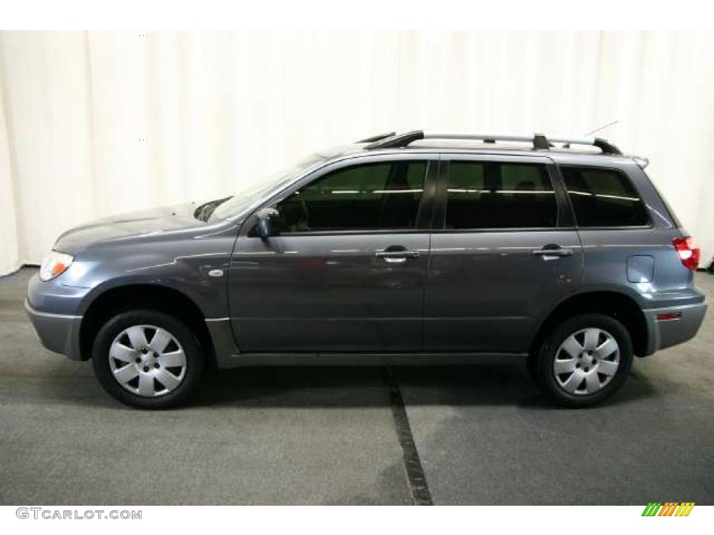 2005 Outlander LS - Graphite Gray / Charcoal photo #17