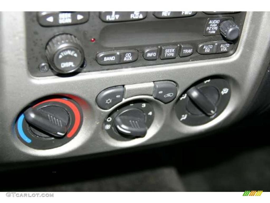 2007 GMC Canyon SLE Crew Cab 4x4 Controls Photo #46450008