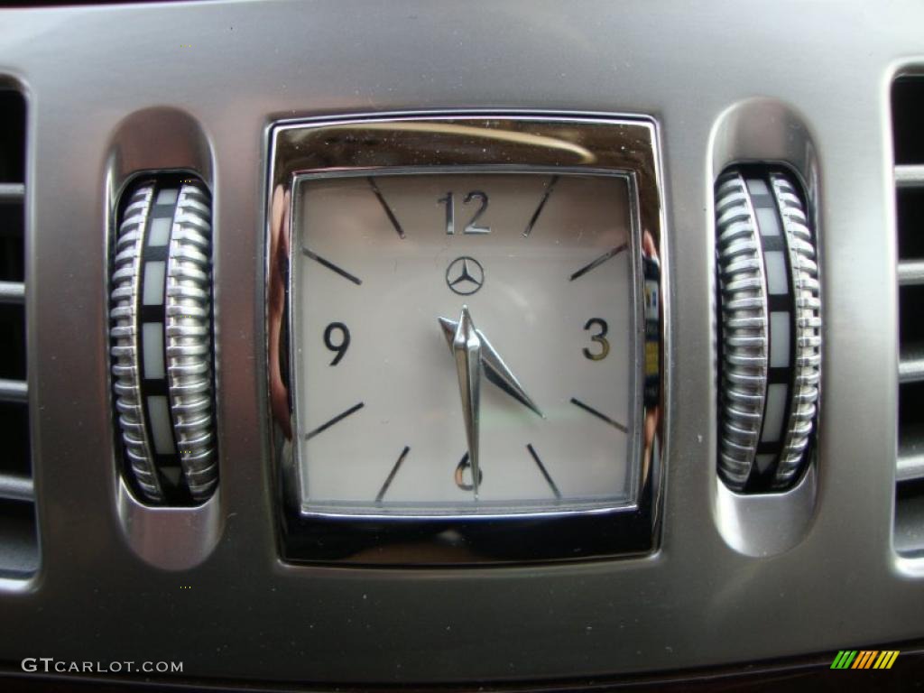 2007 Mercedes-Benz S 550 4Matic Sedan Controls Photo #46450842