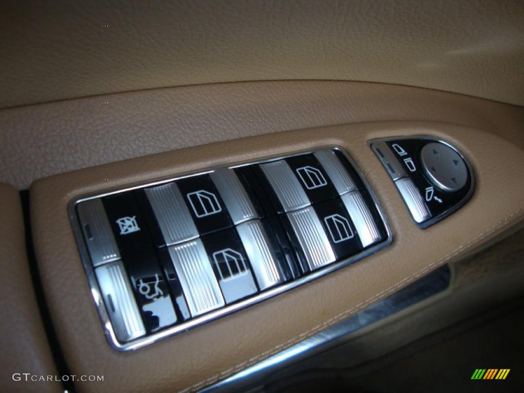 2007 Mercedes-Benz S 550 4Matic Sedan Controls Photo #46450887
