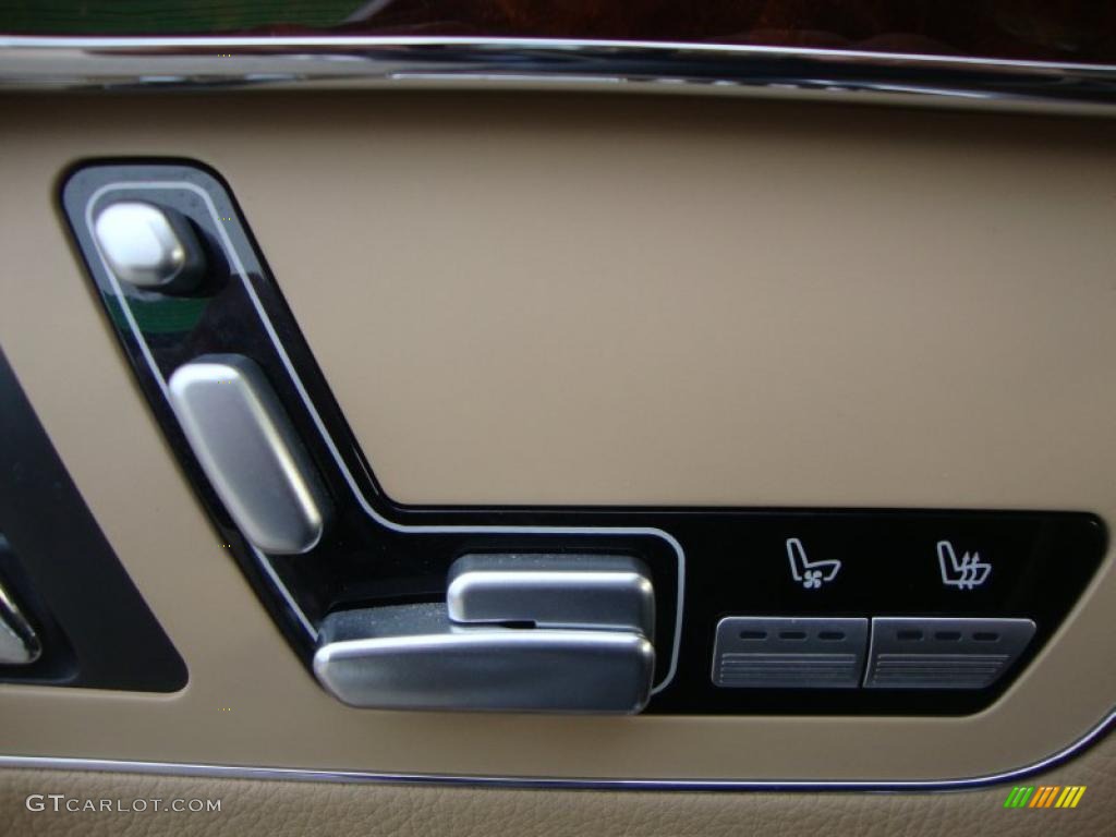 2007 Mercedes-Benz S 550 4Matic Sedan Controls Photo #46450923