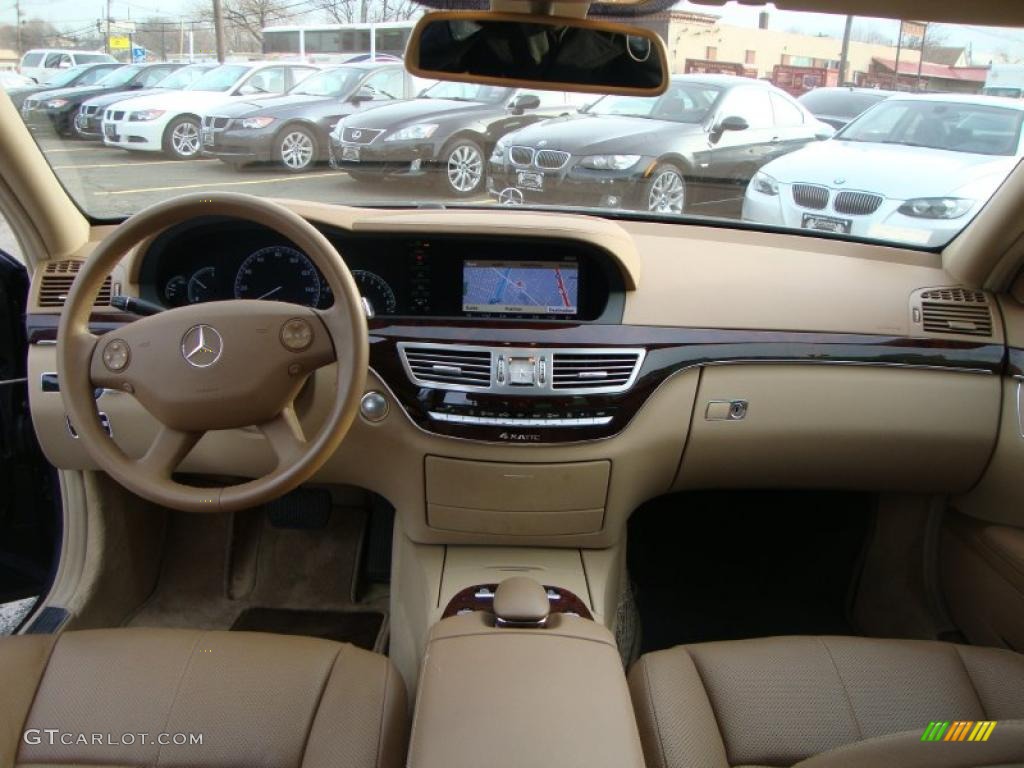 2007 Mercedes-Benz S 550 4Matic Sedan Cashmere/Savanna Dashboard Photo #46450941