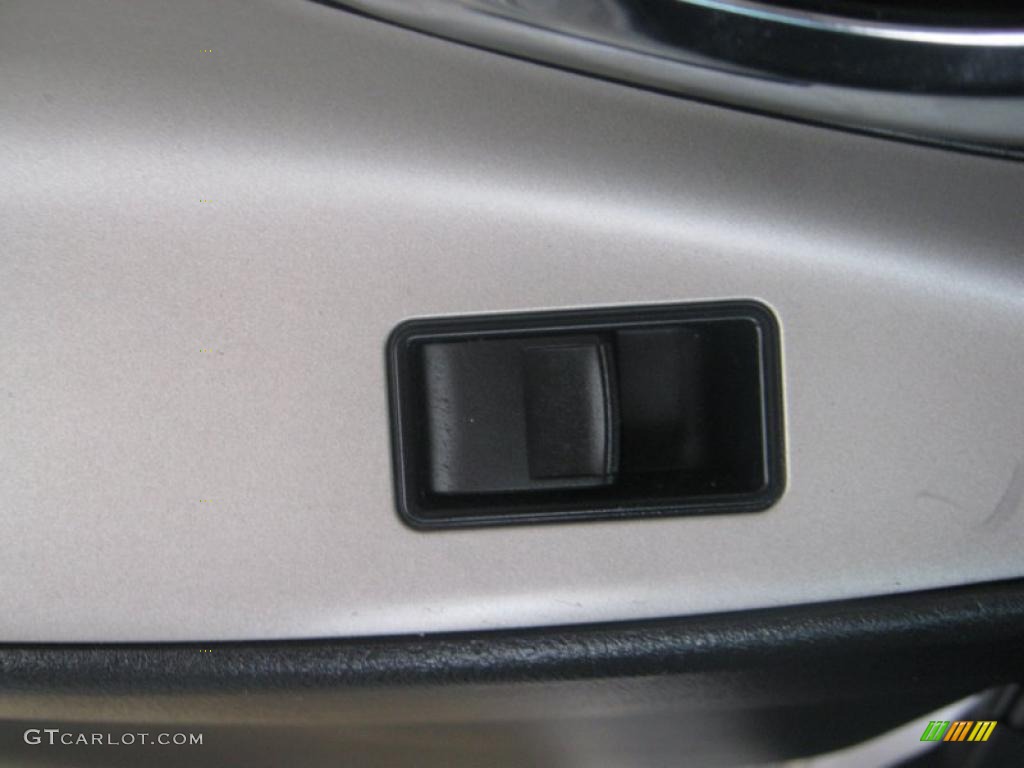 2008 Camry SE V6 - Classic Silver Metallic / Dark Charcoal photo #18