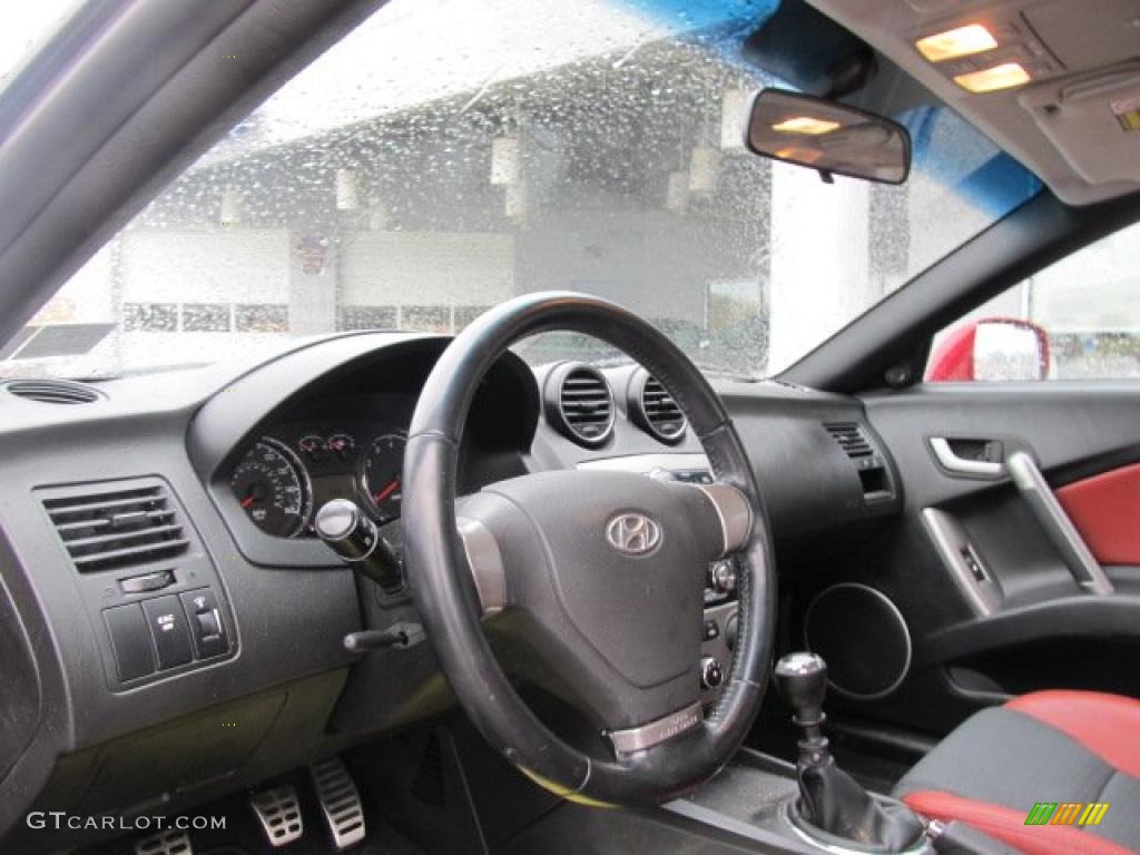 2007 Hyundai Tiburon SE Black/Red Steering Wheel Photo #46456473