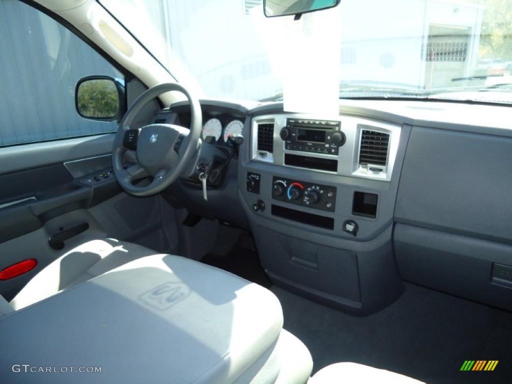 2007 Ram 1500 ST Quad Cab 4x4 - Bright Silver Metallic / Medium Slate Gray photo #16