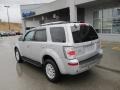 Light Sage - Mariner V6 Premier 4WD Photo No. 5