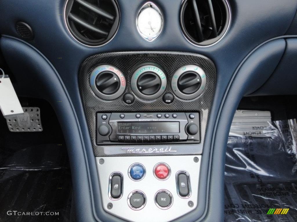 2006 Maserati GranSport Spyder Controls Photo #46459611