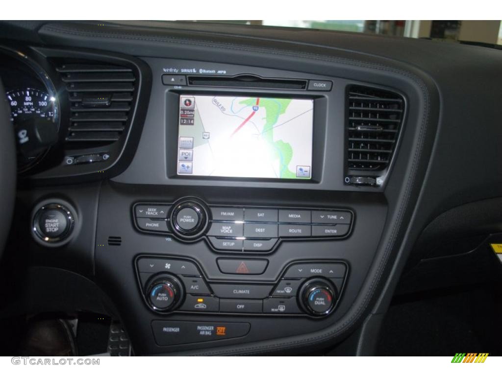 2011 Kia Optima SX Controls Photo #46461705