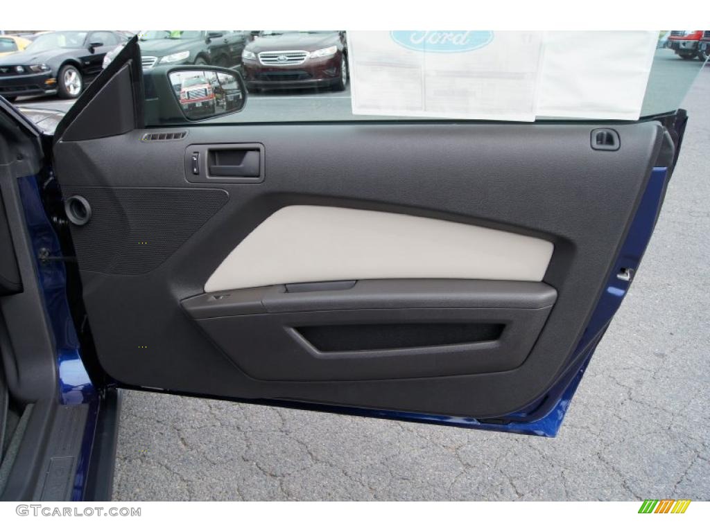 2012 Ford Mustang GT Coupe Stone Door Panel Photo #46465692