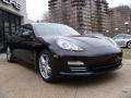Black - Panamera 4 Photo No. 3