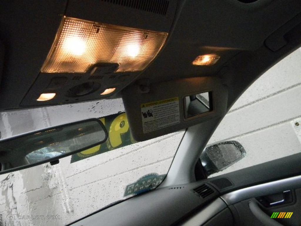 2008 A4 2.0T quattro S-Line Sedan - Quartz Grey Metallic / Light Gray photo #21